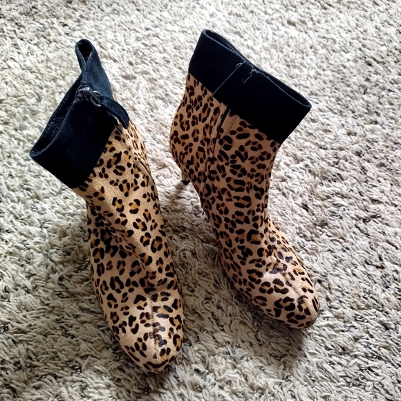 Kate Spade NY Sydney Lovely Leopard Zip Up Leather Fur Ankle Boots Sz 6,5 - Picture 2 of 6